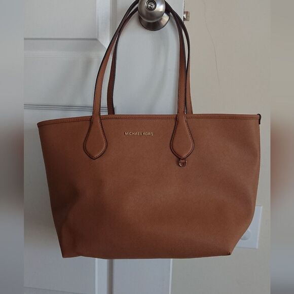 Michael Michael Kors Saige Medium Handbag Tote With Removable Wristlet - Picture 3 of 12